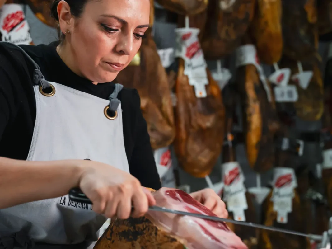 Consejos para escoger el mejor cuchillo para cortar jamón