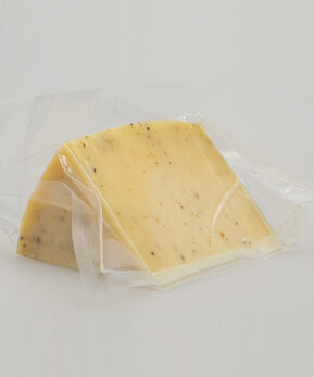 Queso de oveja madurado trufado - Doña Francisca Cuña