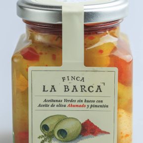 Aceitunas Gordal deshuesada con Aceite de Oliva Ahumado y Pimentón - Finca La Barca