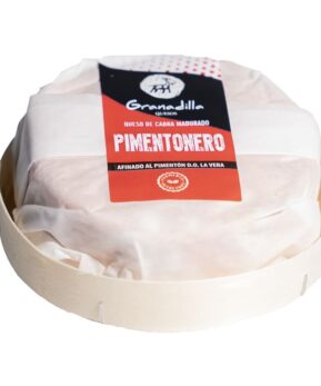 Queso de cabra afinado al pimentón D.O - Quesos Granadilla
