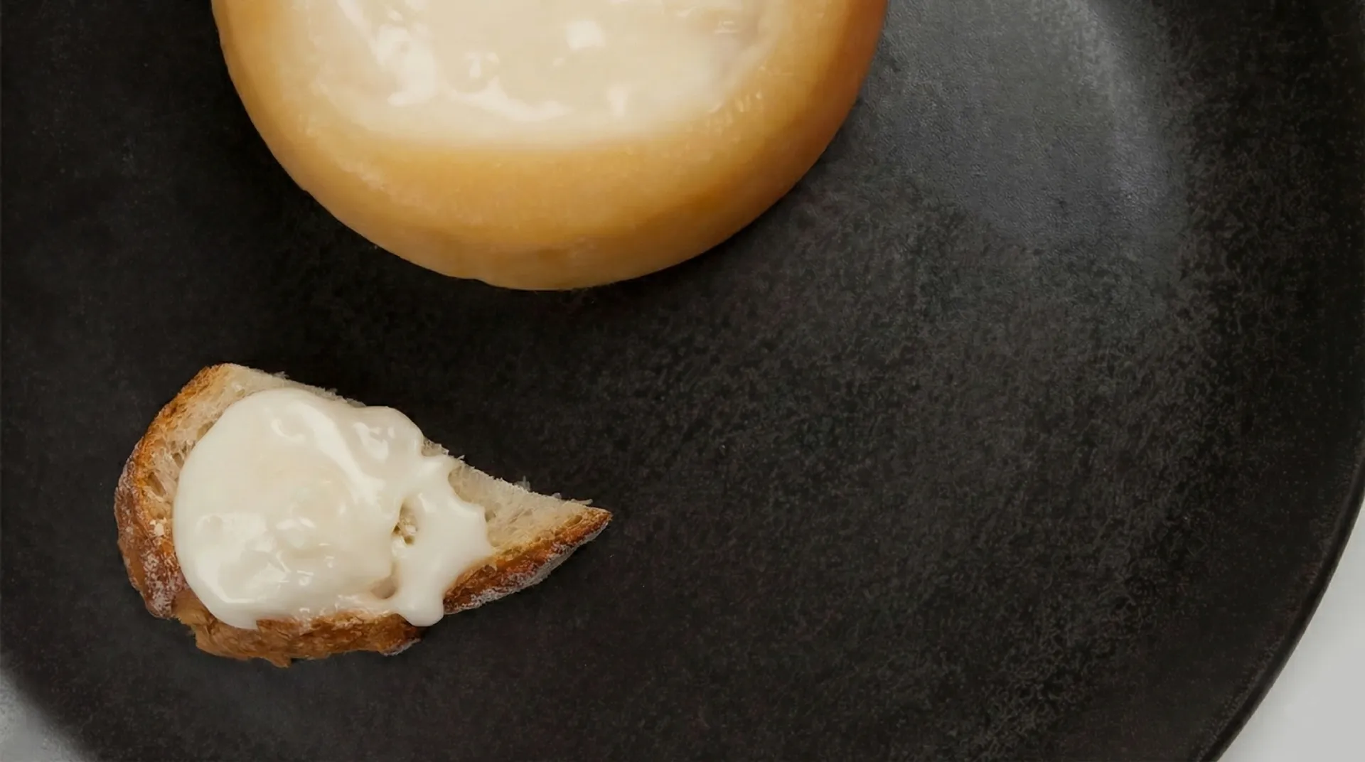 Torta del Casar vs. La Serena: dos cremosos con carácter